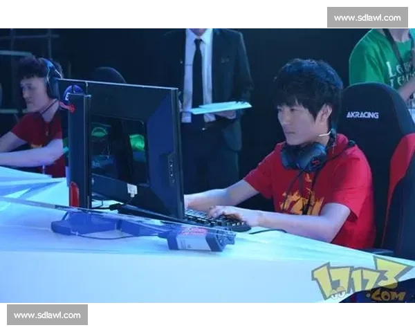 DNF庄健高能比赛精彩瞬间全程解析与操作技巧展示